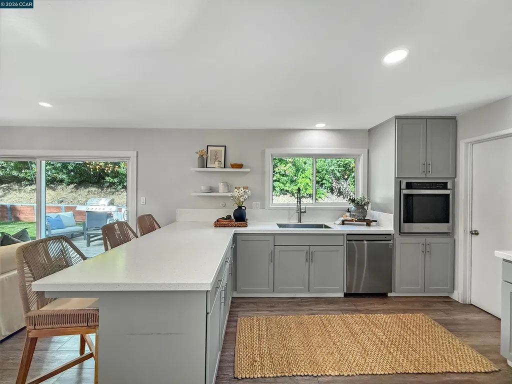 8 Cherry Hills Court Lafayette CA 94549