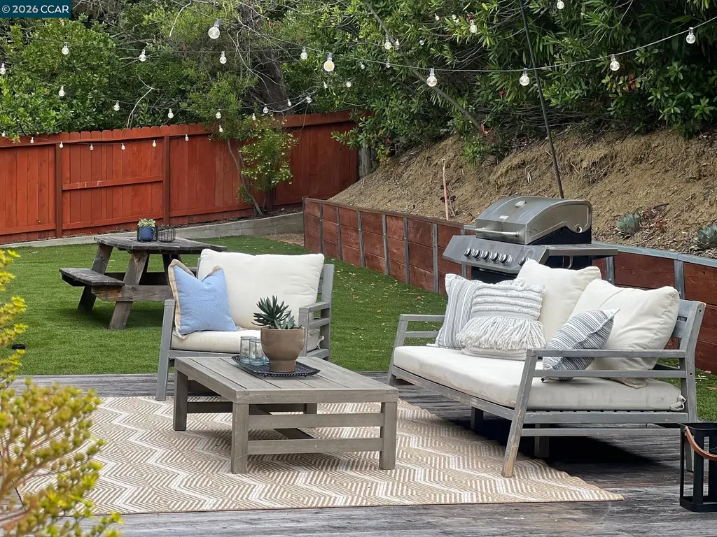 8 Cherry Hills Court Lafayette CA 94549