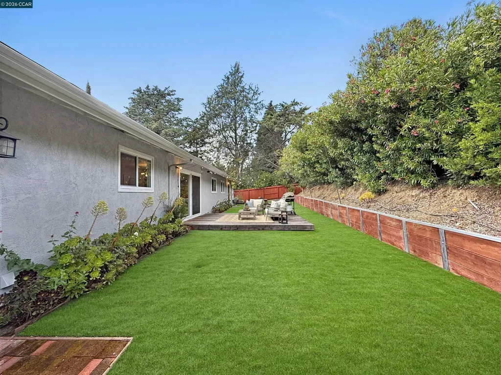 8 Cherry Hills Court Lafayette CA 94549