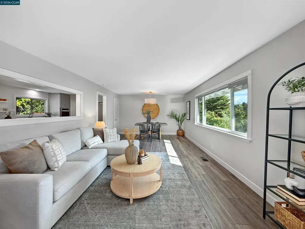 8 Cherry Hills Court Lafayette CA 94549