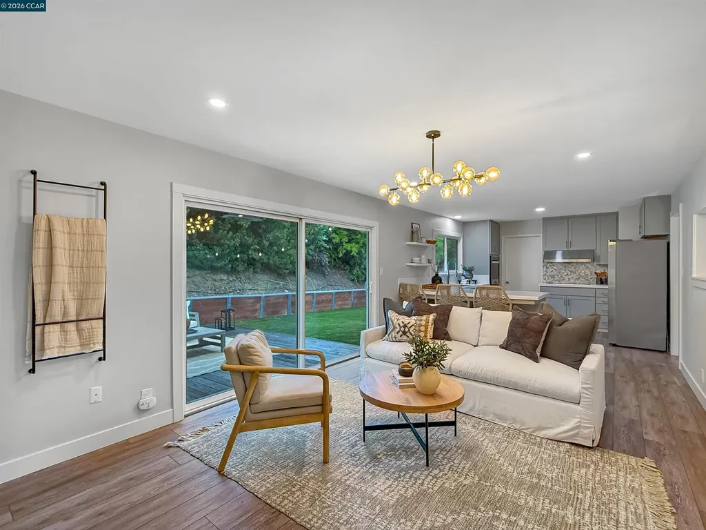 8 Cherry Hills Court Lafayette CA 94549