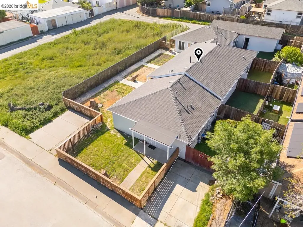 53 Alturas Avenue Pittsburg CA 94565