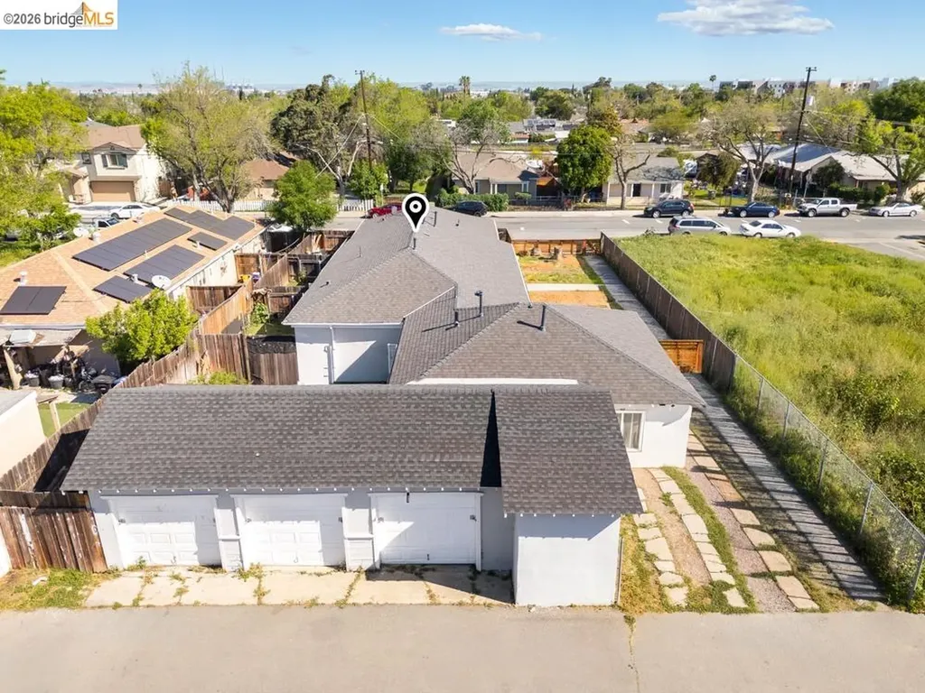 53 Alturas Avenue Pittsburg CA 94565