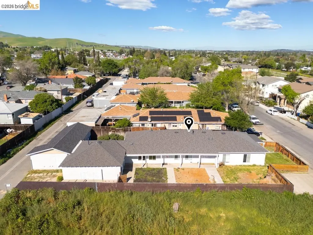 53 Alturas Avenue Pittsburg CA 94565
