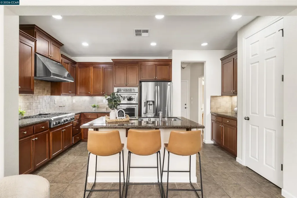 5267 Fioli Loop San Ramon CA 94582