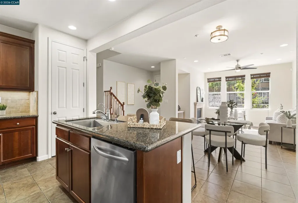 5267 Fioli Loop San Ramon CA 94582