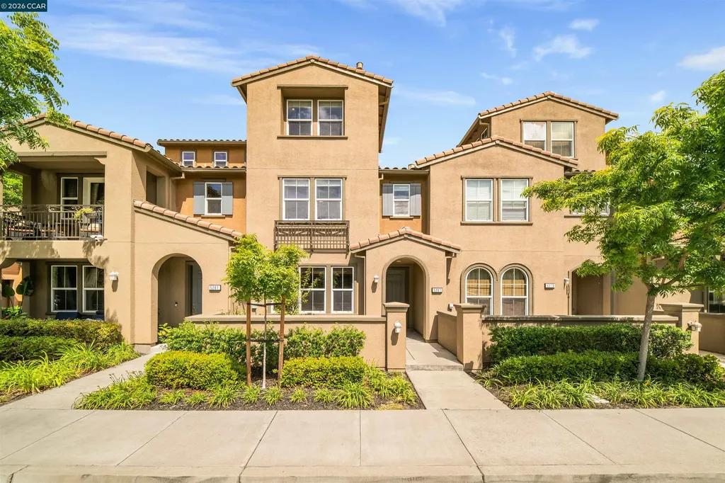 5267 Fioli Loop San Ramon CA 94582