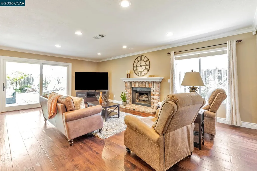 668 Sun Tree Court Danville CA 94506