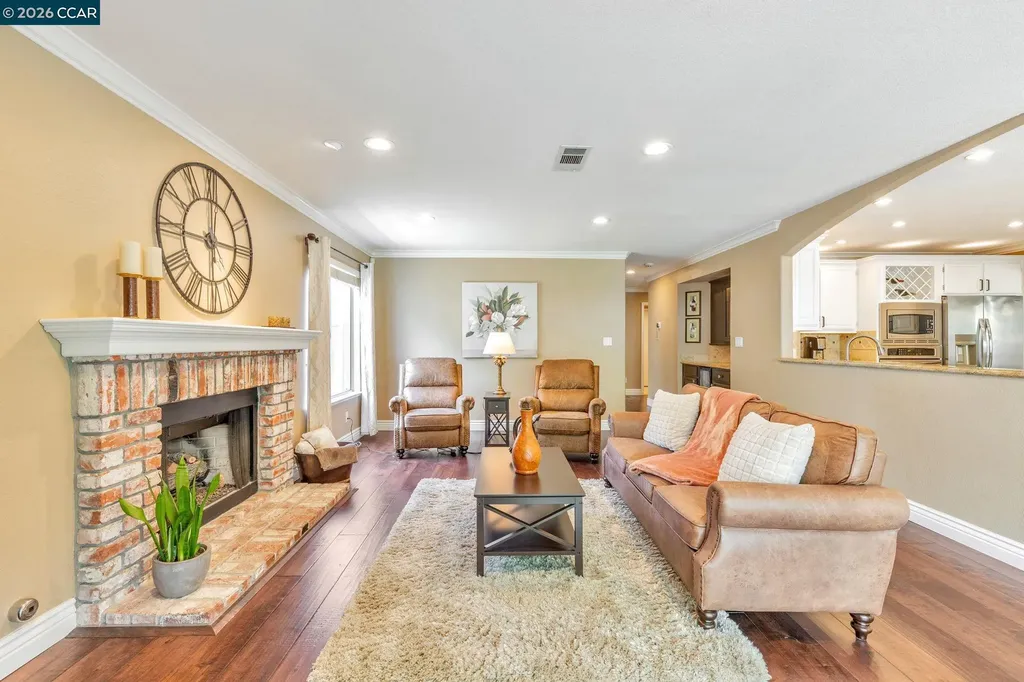 668 Sun Tree Court Danville CA 94506