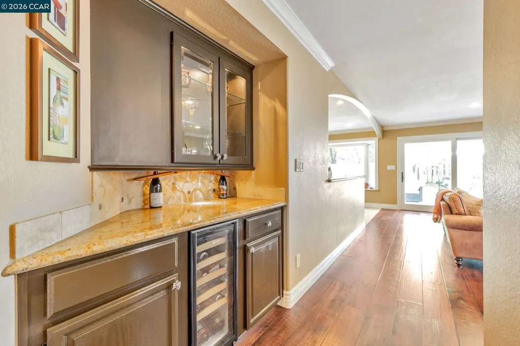 668 Sun Tree Court Danville CA 94506