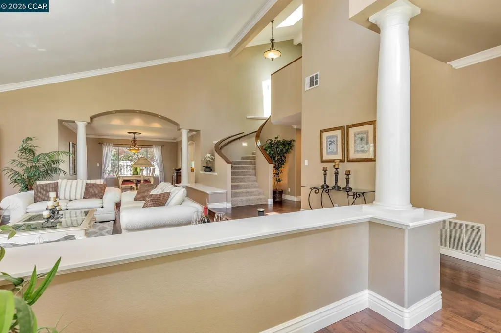 668 Sun Tree Court Danville CA 94506