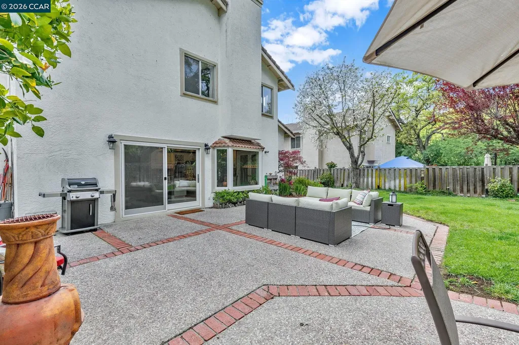 668 Sun Tree Court Danville CA 94506