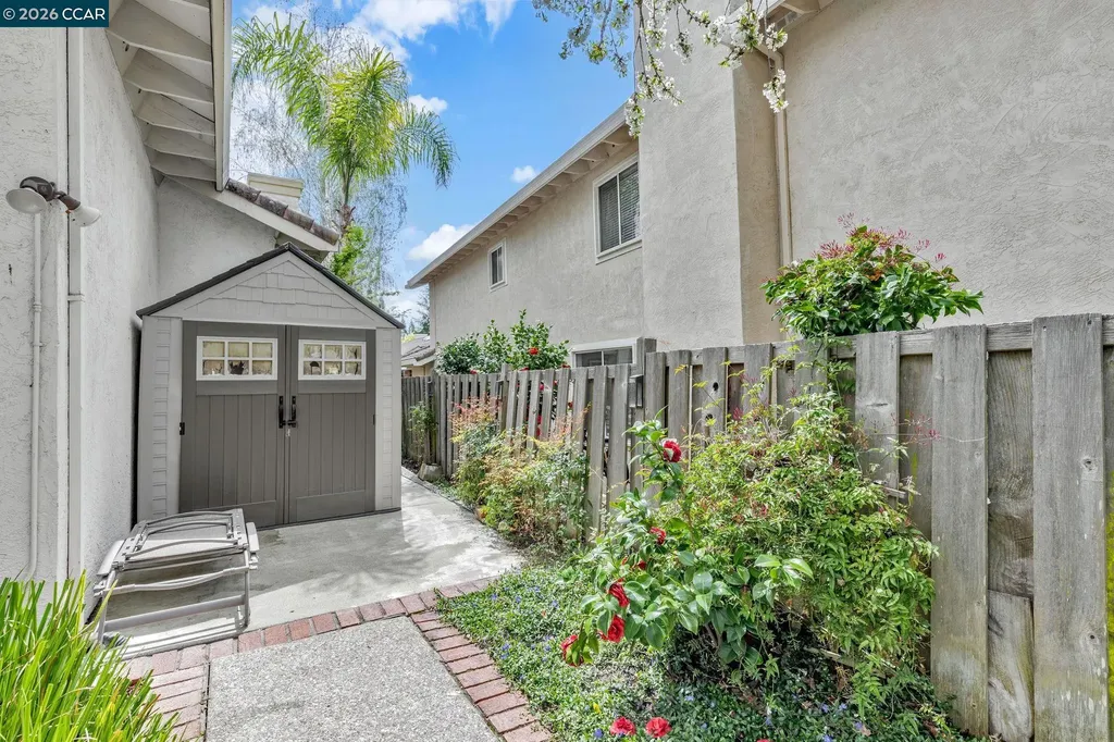 668 Sun Tree Court Danville CA 94506