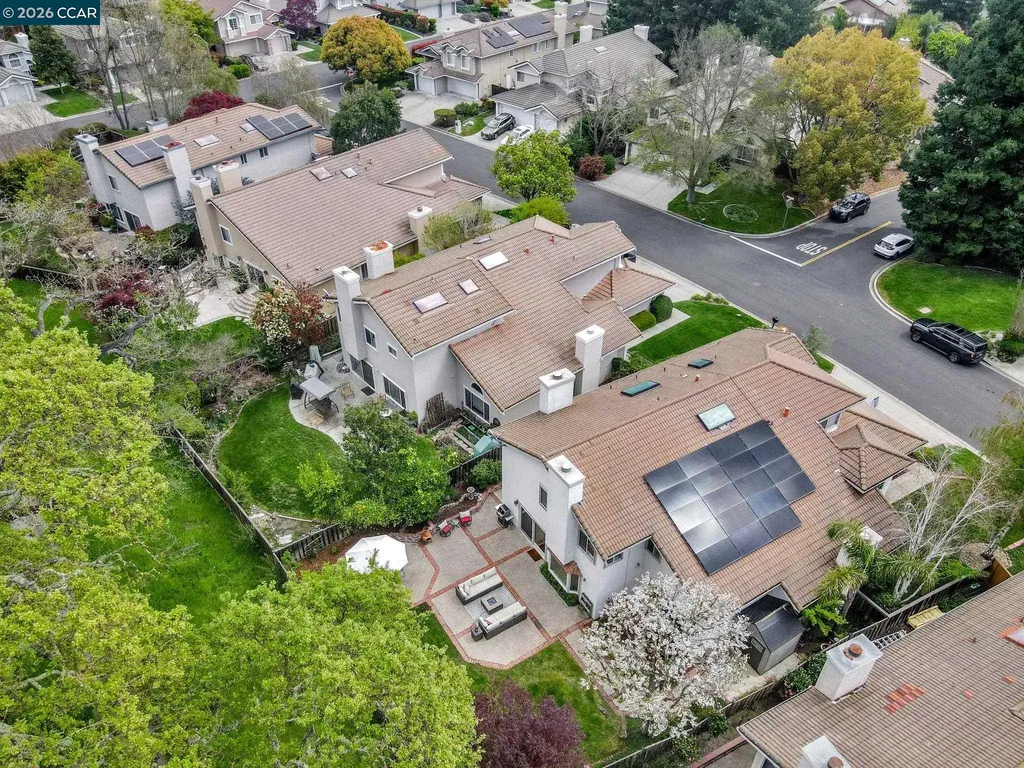 668 Sun Tree Court Danville CA 94506