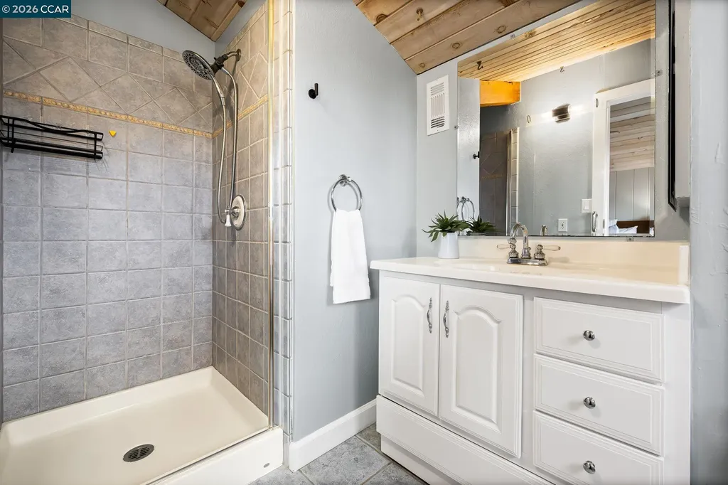 4859 Cabrillo Point Discovery Bay CA 94505