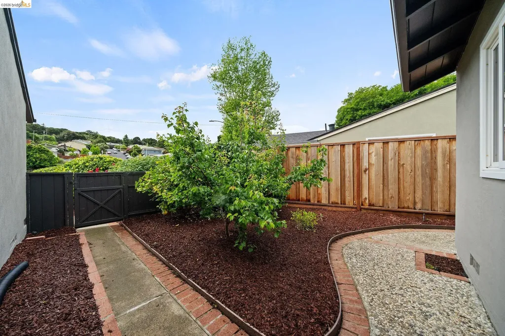 4681 Upland Drive Richmond CA 94803
