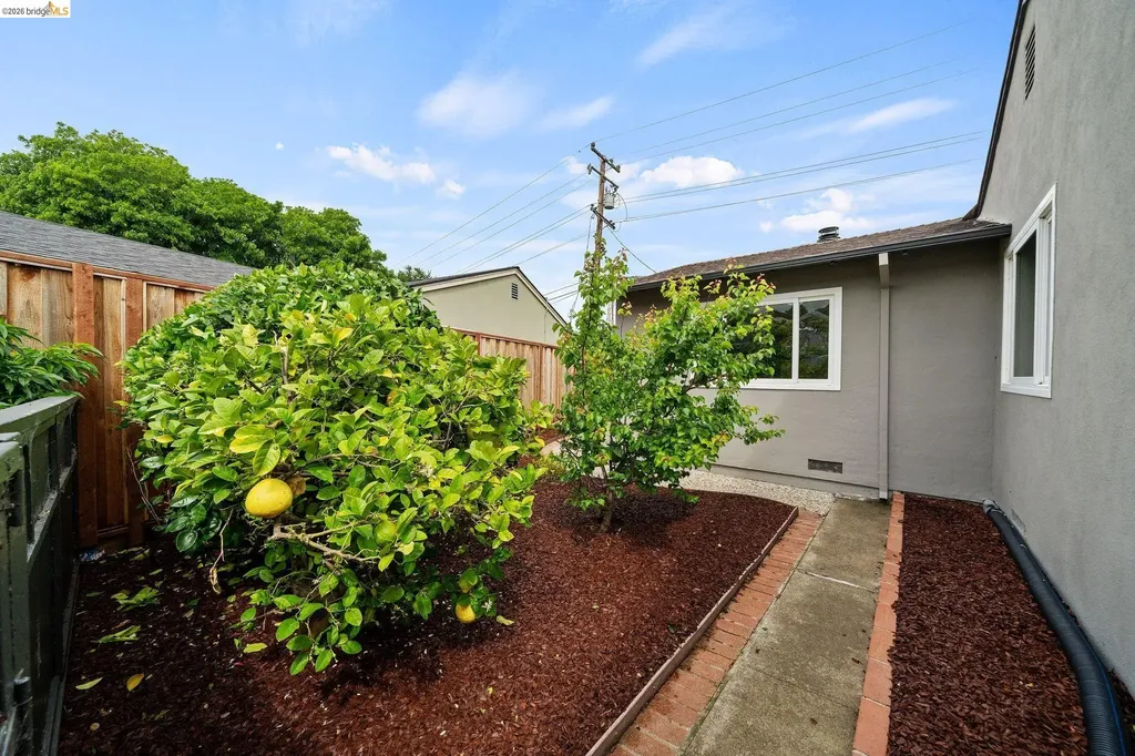 4681 Upland Drive Richmond CA 94803