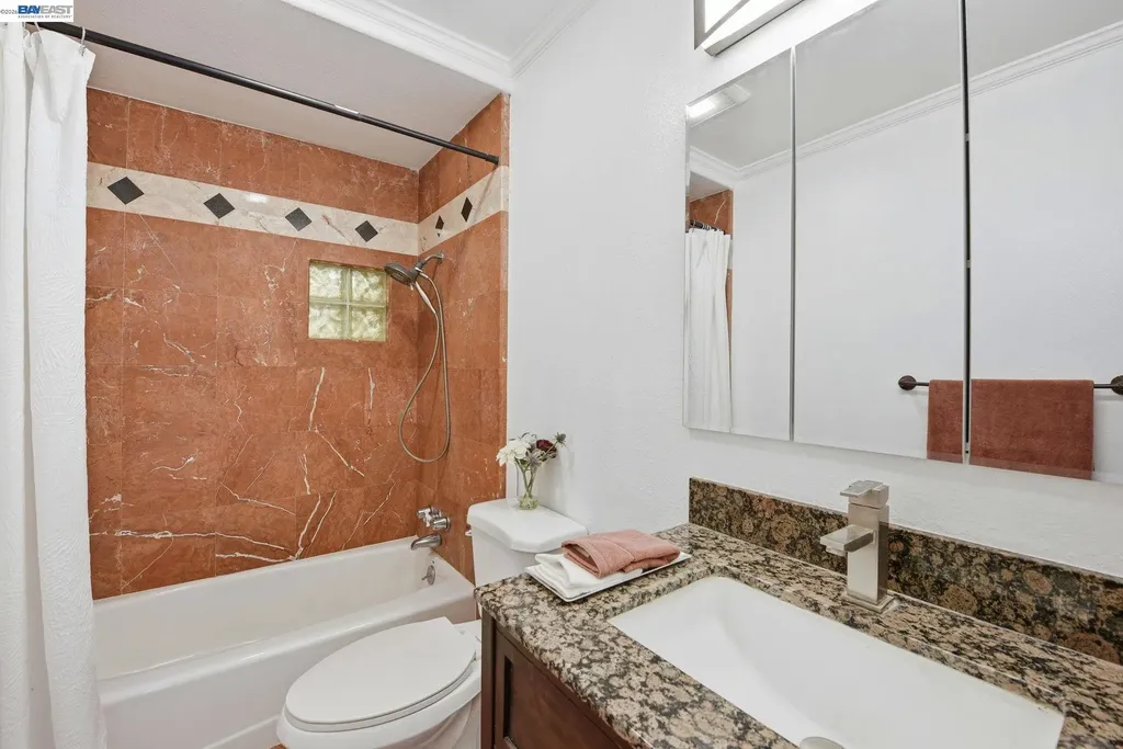 6387 Narcissus Avenue Newark CA 94560