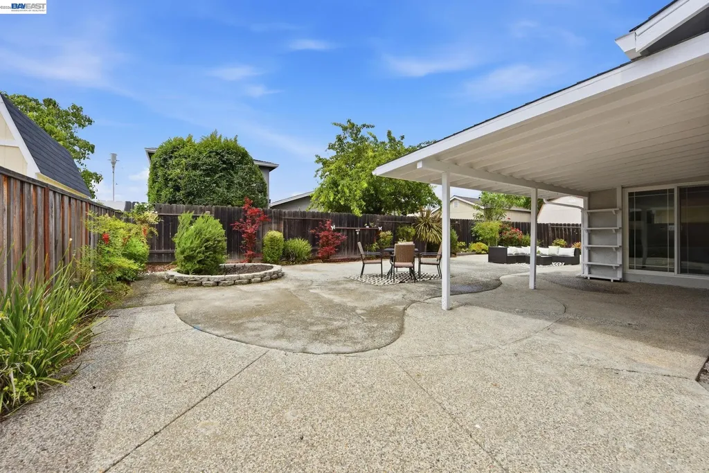 6387 Narcissus Avenue Newark CA 94560