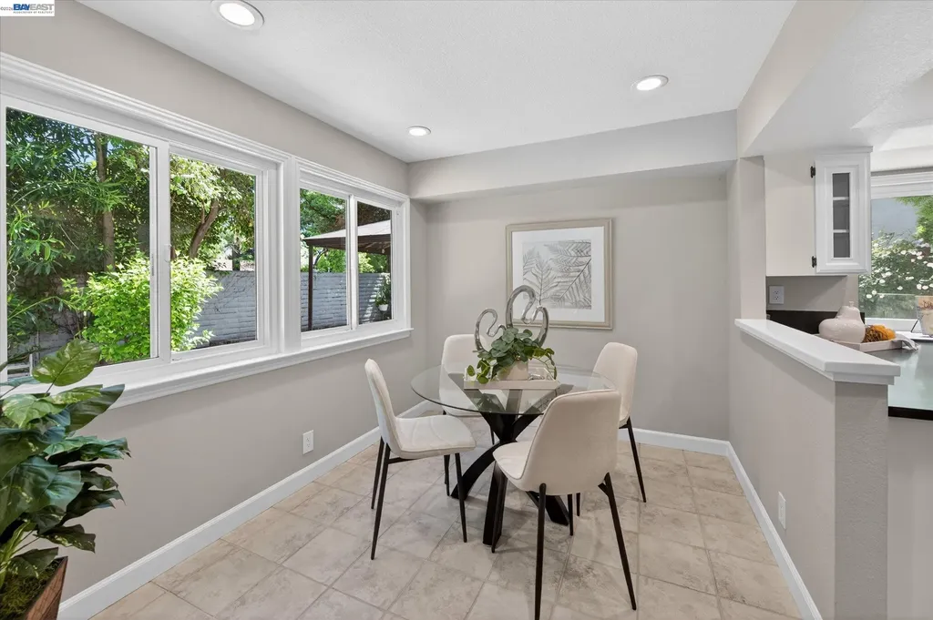 5943 Corte Arboles Pleasanton CA 94566