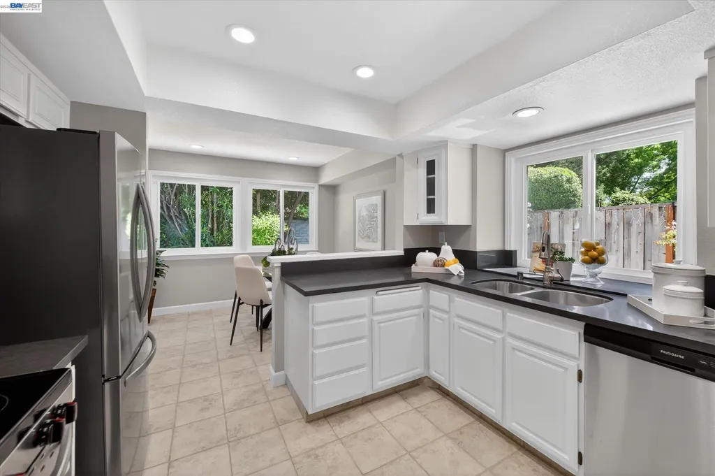 5943 Corte Arboles Pleasanton CA 94566