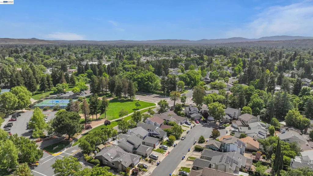 5943 Corte Arboles Pleasanton CA 94566