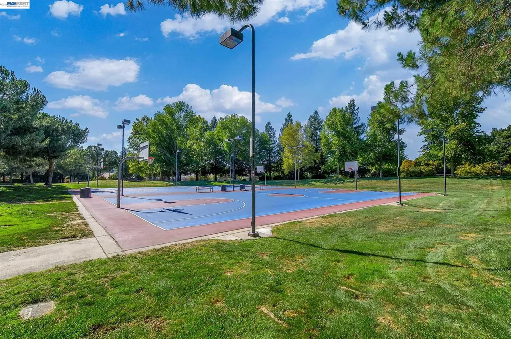 5943 Corte Arboles Pleasanton CA 94566