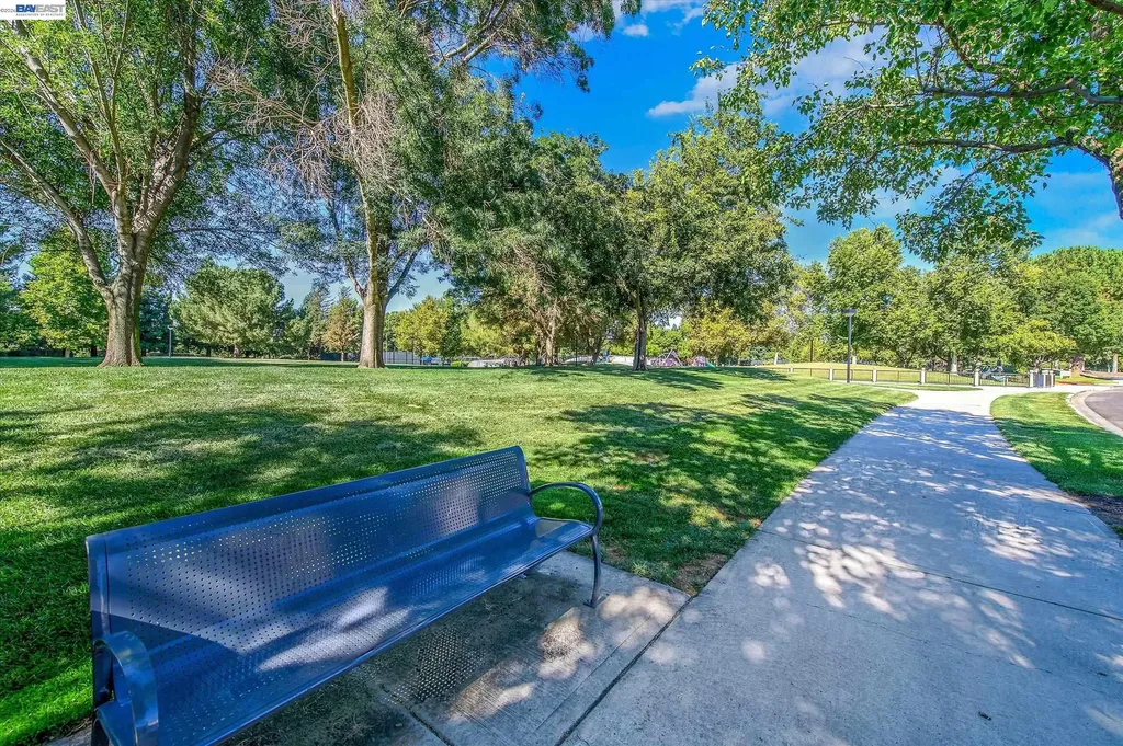 5943 Corte Arboles Pleasanton CA 94566