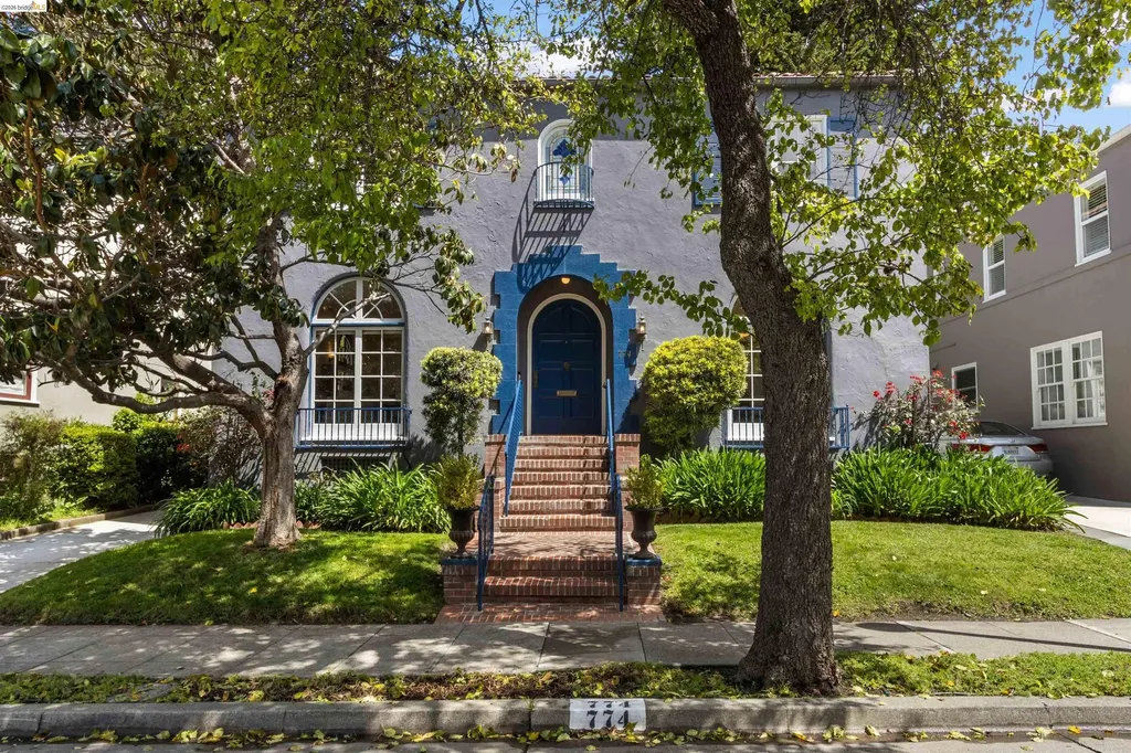 774 Trestle Glen Road Oakland CA 94610