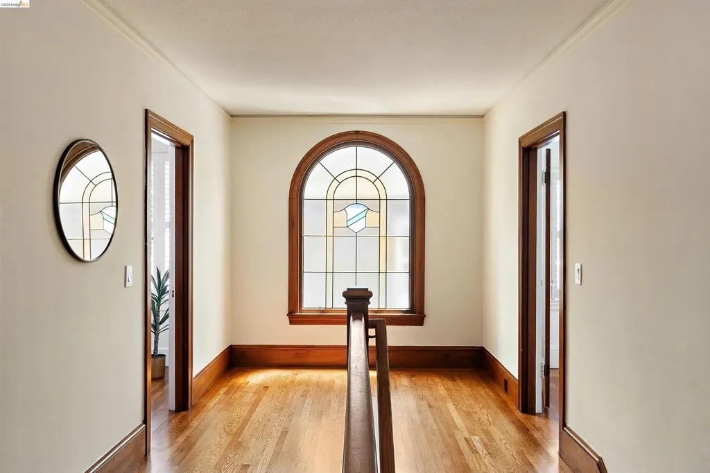 774 Trestle Glen Road Oakland CA 94610