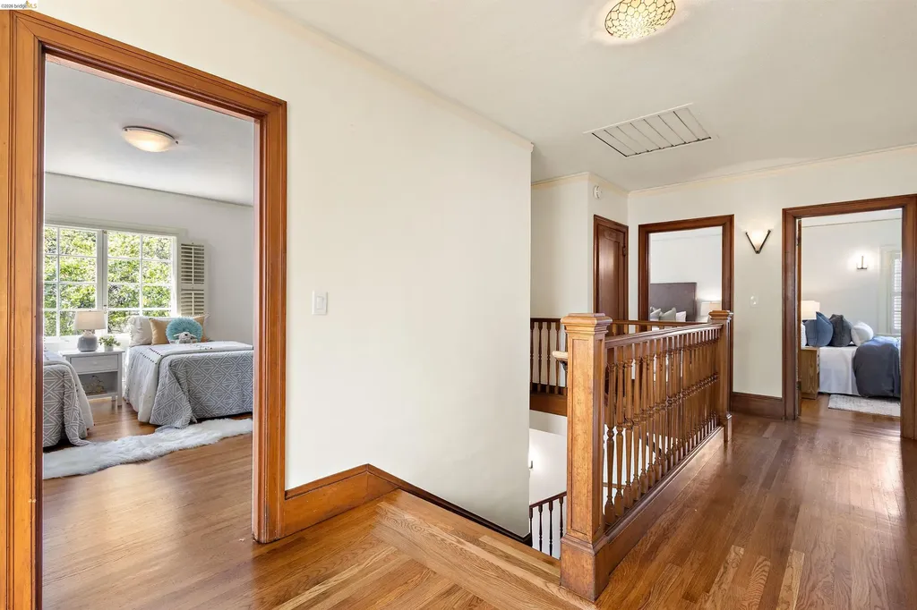 774 Trestle Glen Road Oakland CA 94610
