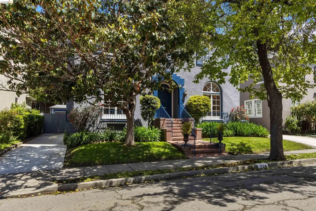 774 Trestle Glen Road Oakland CA 94610