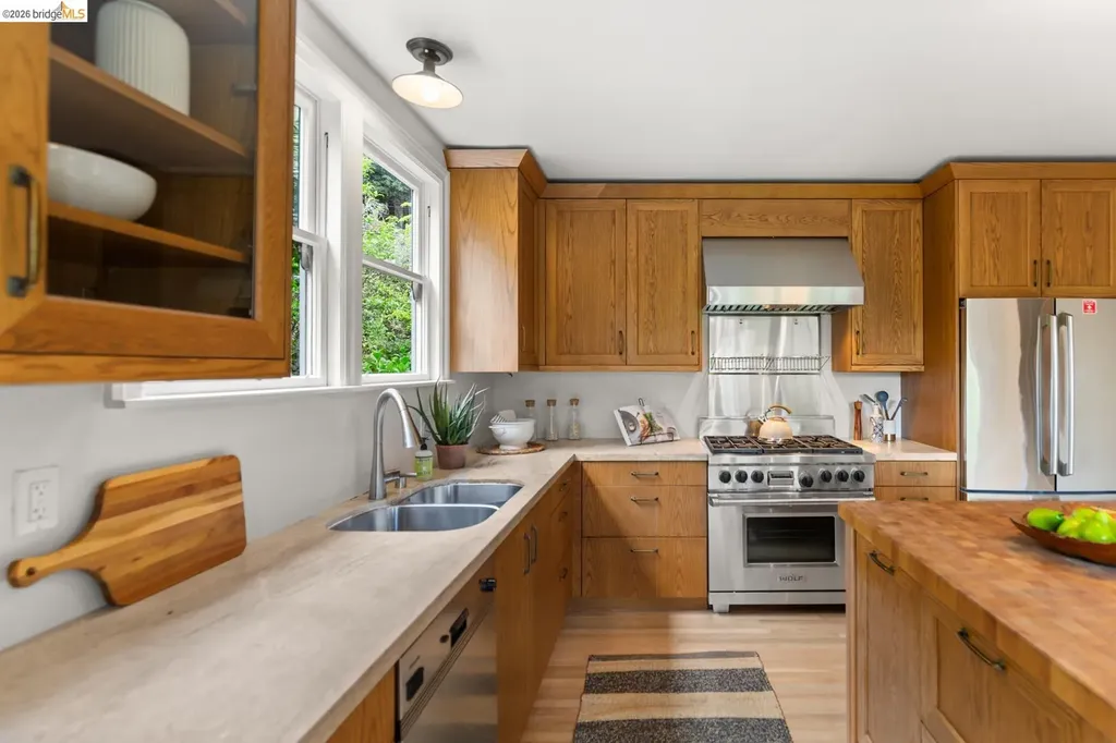 25 Stonewall Road Berkeley CA 94705