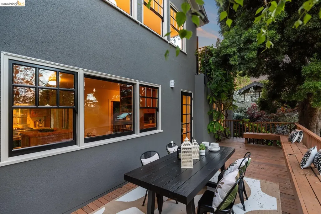 25 Stonewall Road Berkeley CA 94705