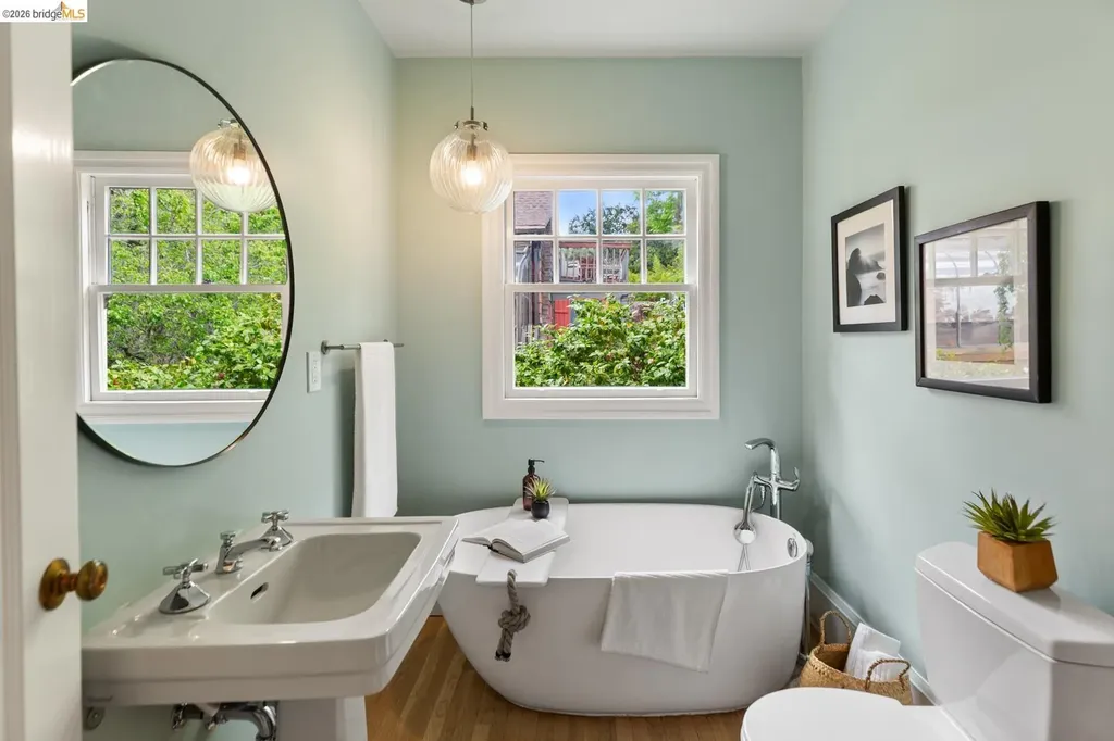 25 Stonewall Road Berkeley CA 94705
