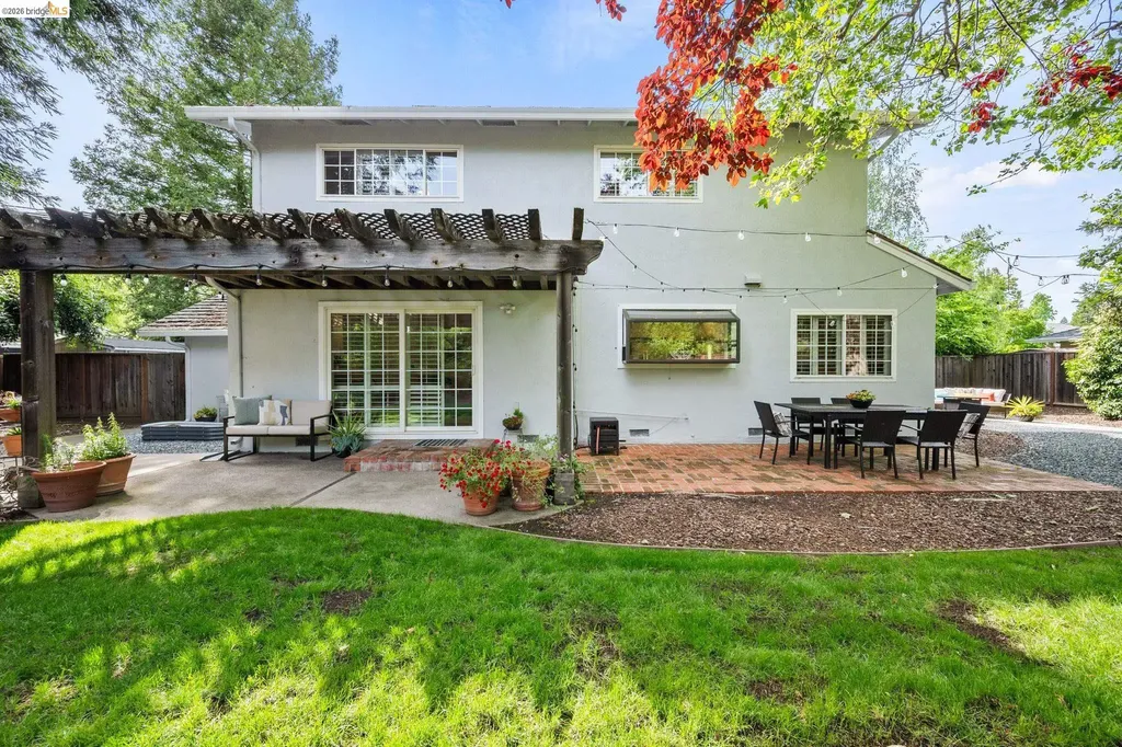 206 Sheila Court Moraga CA 94556