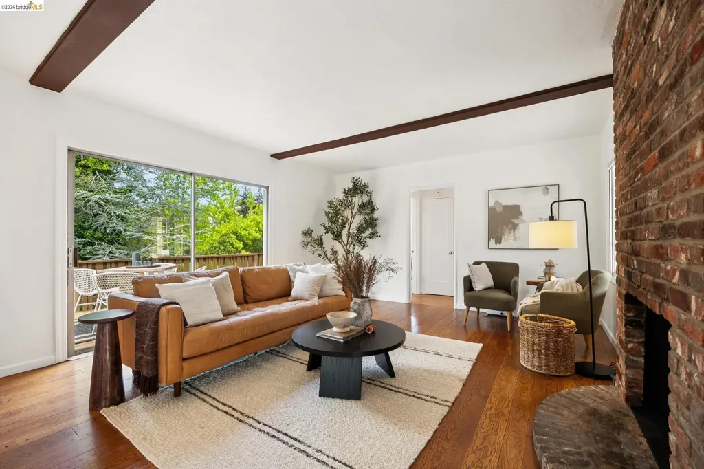 1201 Mountain Boulevard Oakland CA 94611