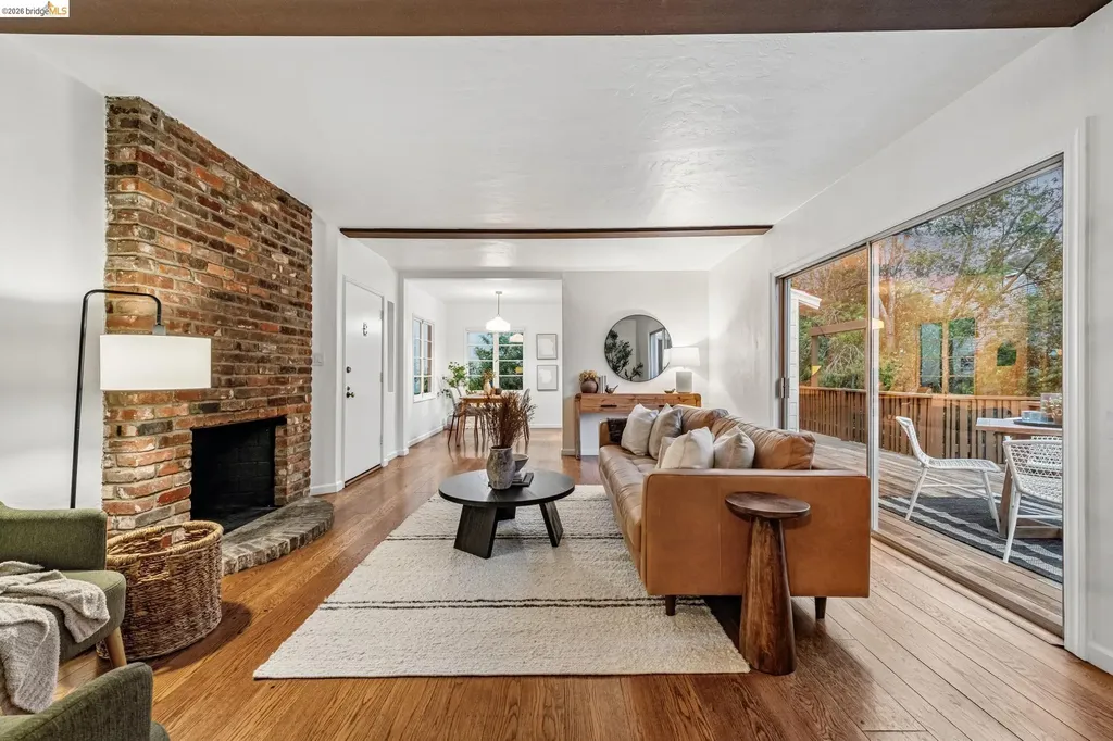 1201 Mountain Boulevard Oakland CA 94611