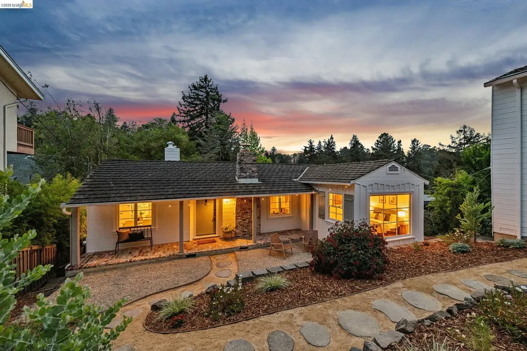 1201 Mountain Boulevard Oakland CA 94611