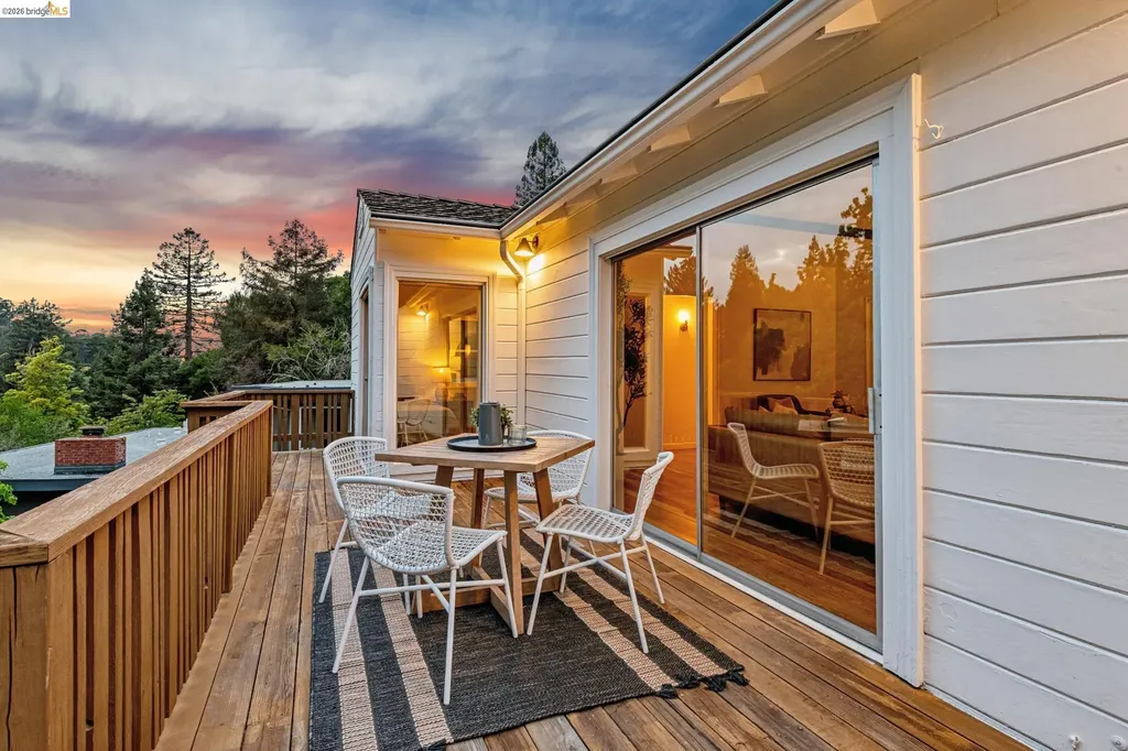 1201 Mountain Boulevard Oakland CA 94611