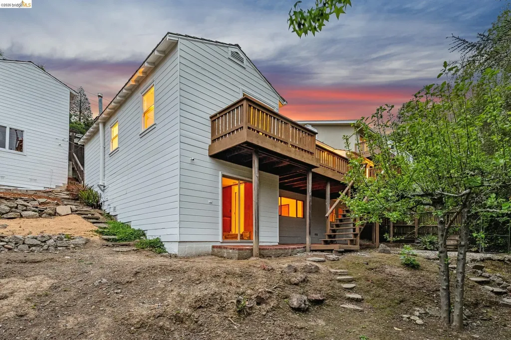 1201 Mountain Boulevard Oakland CA 94611