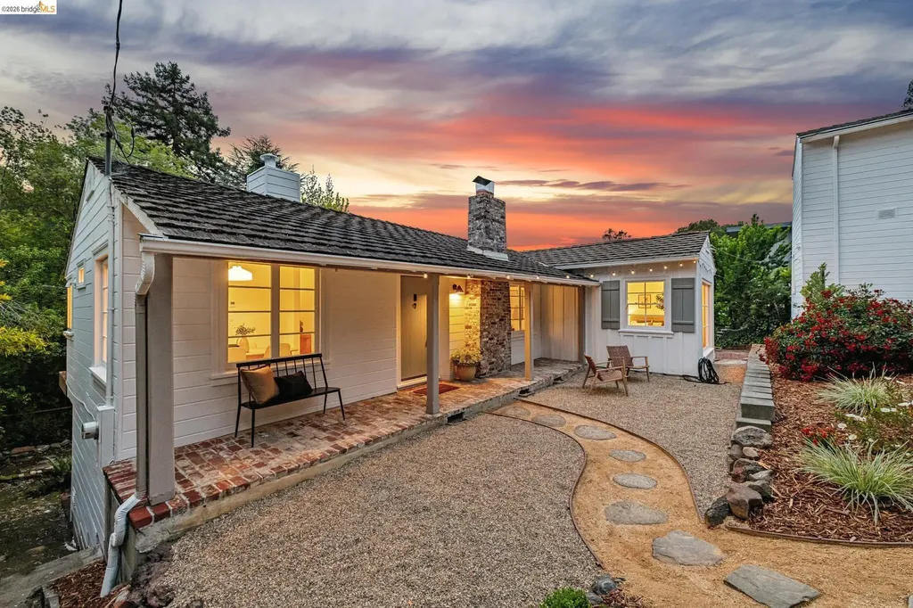 1201 Mountain Boulevard Oakland CA 94611