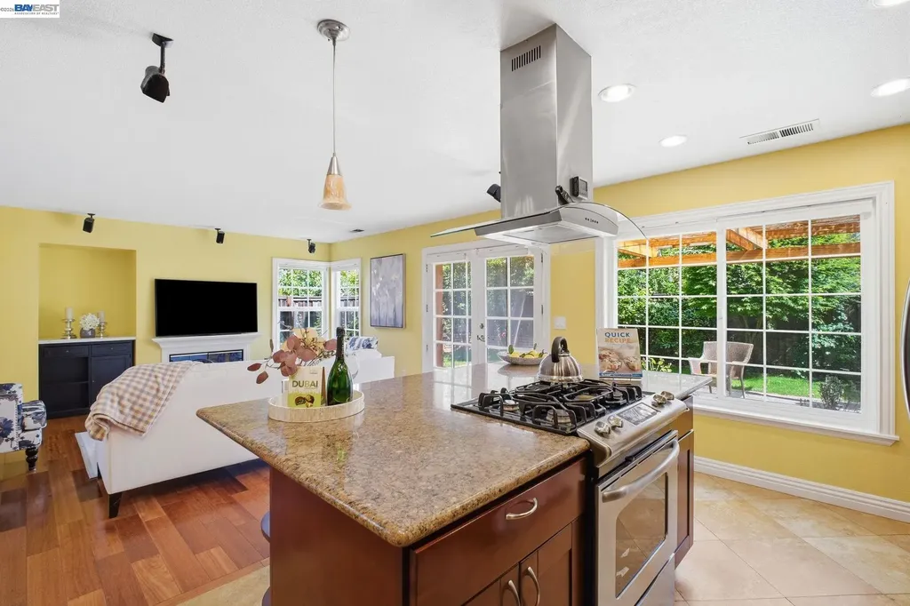 433 Calistoga Circle Fremont CA 94536