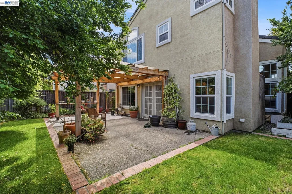 433 Calistoga Circle Fremont CA 94536