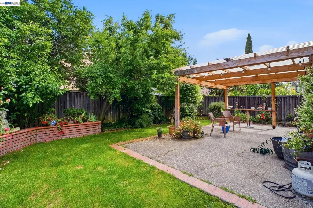 433 Calistoga Circle Fremont CA 94536