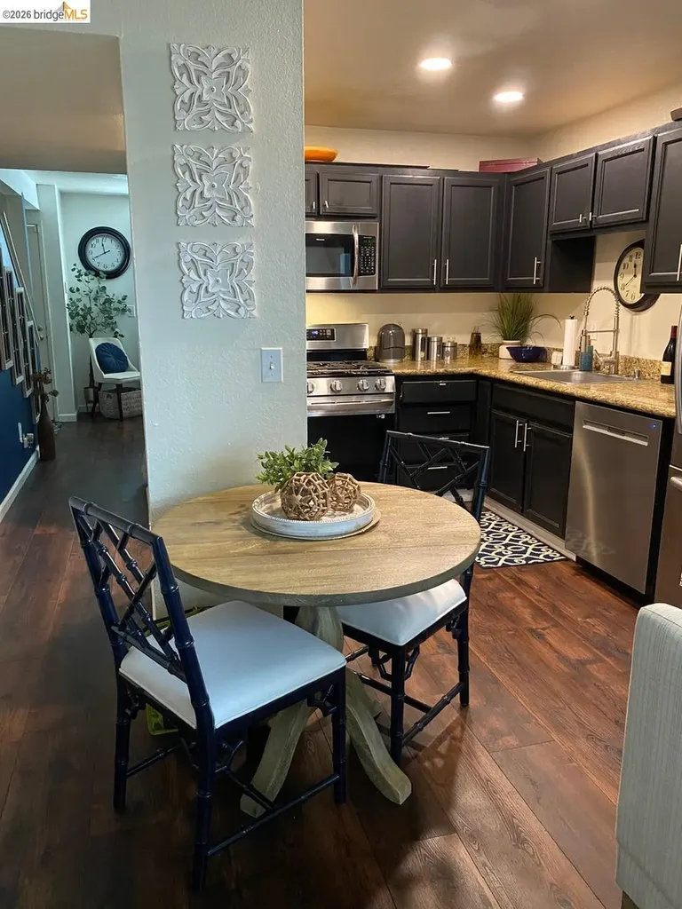 1378 Callen Street Vacaville CA 95688