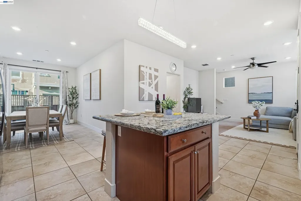 2933 Stringham Way Dublin CA 94568