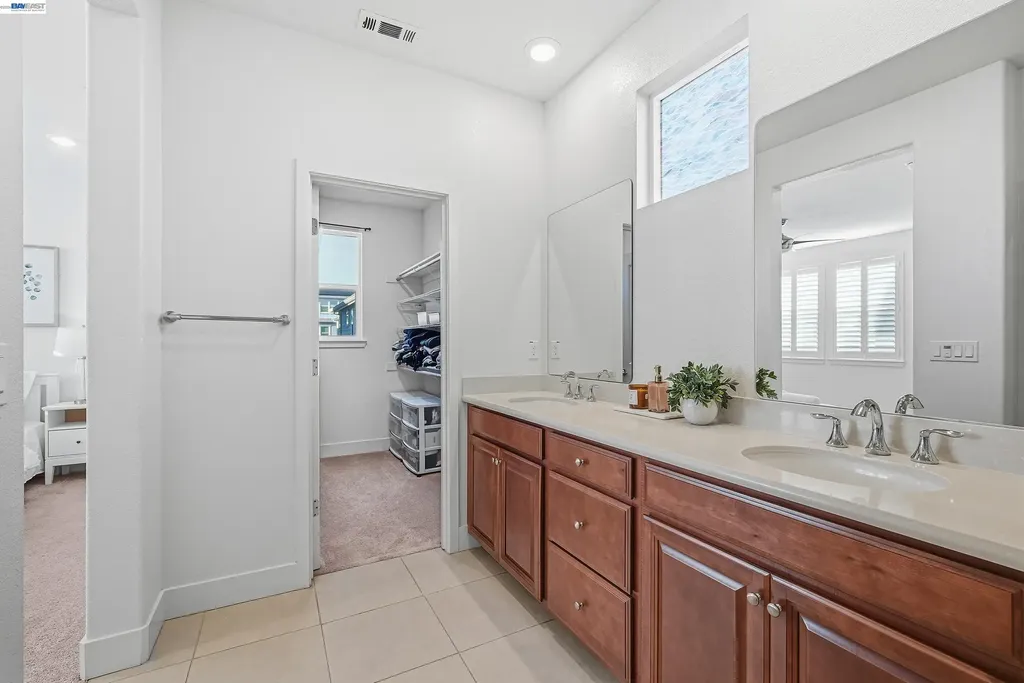 2933 Stringham Way Dublin CA 94568