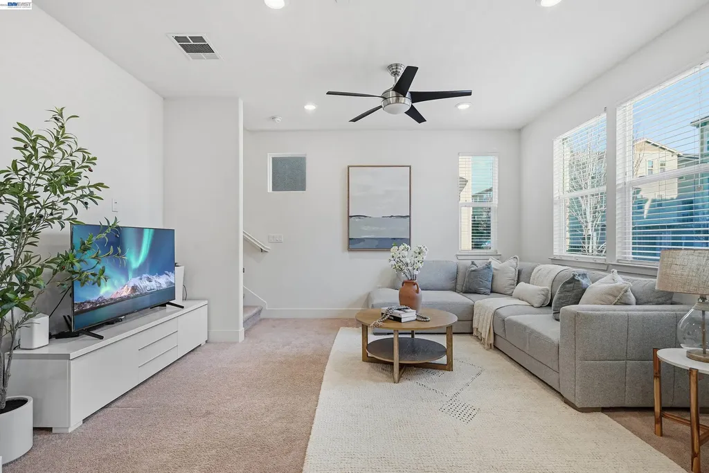 2933 Stringham Way Dublin CA 94568