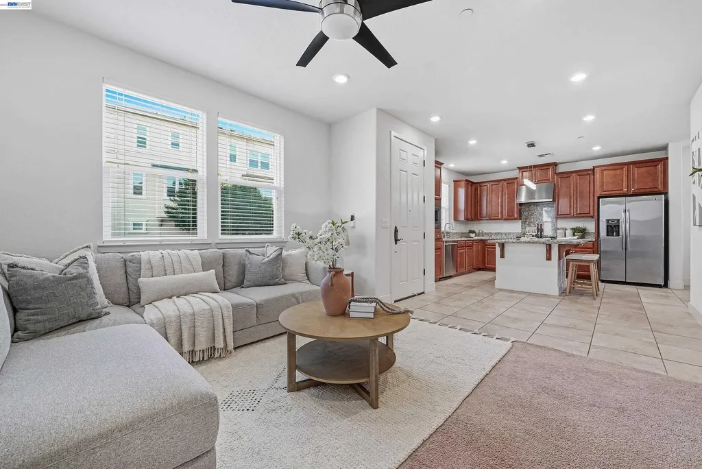 2933 Stringham Way Dublin CA 94568